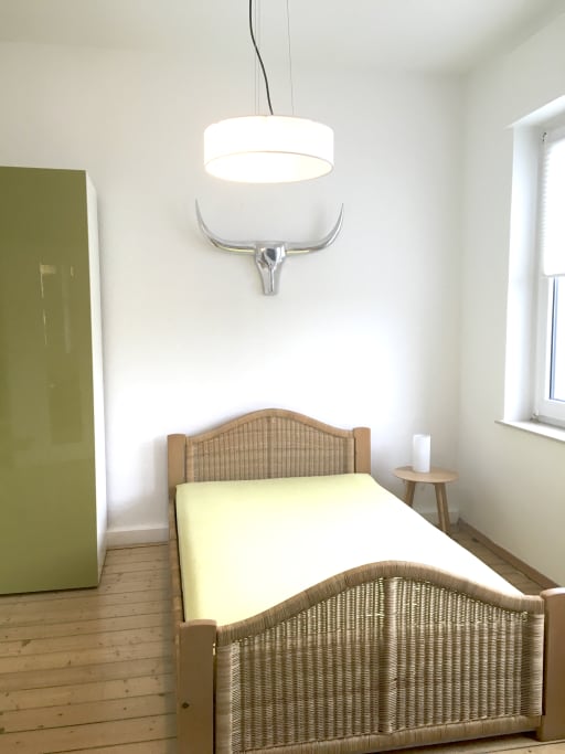 Miete 2 Zimmer Wohnung Bielefeld | Ganze Wohnung | Bielefeld | Neu renovierte Altbauwohnung in Innenstadtnähe | Hominext