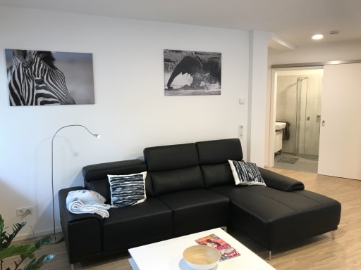 Rent 1 room apartment Köln | Entire place | Köln | Moderne & vollständig eingerichtete Wohnung in einem Neubau im Herzen Kölns | Hominext