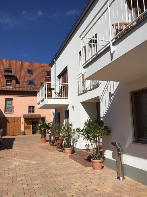 Rent 1 room apartment Heddesheim | Entire place | Heddesheim | Komfortable Suite in Heddesheim | Hominext