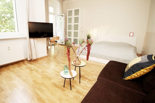 Miete 1 Zimmer Wohnung Berlin | Ganze Wohnung | Berlin | Zentrales Studio-Apartment mit Balkon in Mitte rund um die Torstraße | Hominext