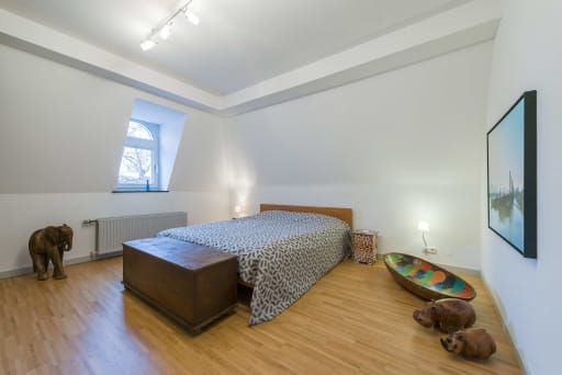 Miete 2 Zimmer Wohnung Essen | Ganze Wohnung | Essen | serviced, 85qm, excellent ausgestattet, ruhig und verkehrsgünstig, Dachterrasse | Hominext