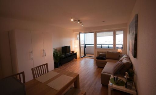 Miete 1 Zimmer Wohnung Karlsruhe | Ganze Wohnung | Karlsruhe | Zentrales Apartment mit Panorama-Aussicht | Hominext