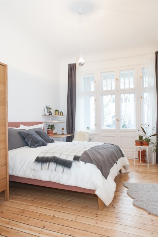 Rent 1 room apartment Berlin | Entire place | Berlin | Neu renoviert vor Direktvermietung. Am Kanal des Paul-Lincke-Ufers | Hominext