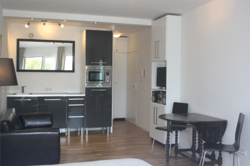 Miete 1 Zimmer Wohnung München | Ganze Wohnung | München | Sonniges Studio im Glockenbachviertel