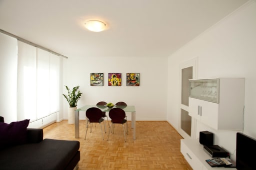 Rent 2 rooms apartment Essen | Entire place | Essen | Modernes Serviced Apartment im Herzen von Essen | Hominext