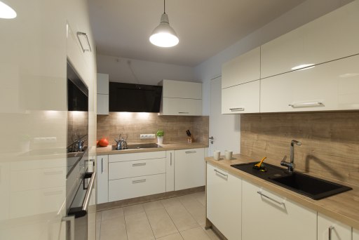 Rent 2 rooms apartment München | Entire place | München | Exklusives Wohnen in einer einzigartigen Neubau Anlage, 2 Gehminuten zur U-Bahn | Hominext