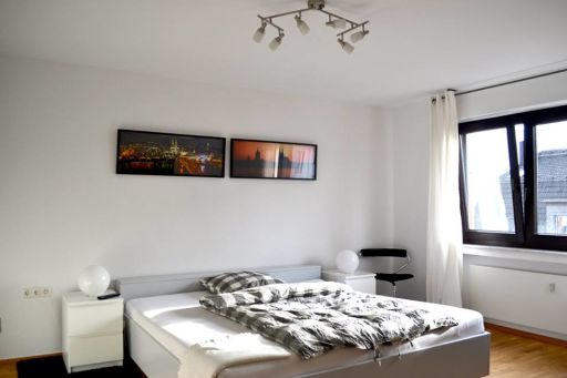 Rent 1 room apartment Köln | Entire place | Köln | Traumhafte Wohnung direkt am Rhein | Hominext