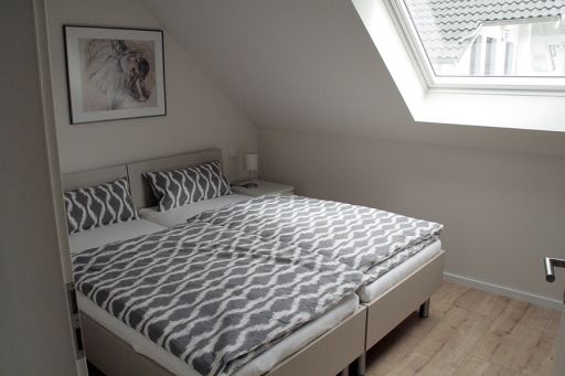 Miete 2 Zimmer Wohnung Nickenich | Ganze Wohnung | Nickenich | 3-Zimmer-Wohnung im DG - Panoramablick - 88 qm DTV-Klassifizierung***** | Hominext