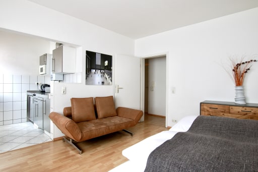 Rent 1 room apartment Köln | Entire place | Köln | Gemütliches Studio im Belgischen Viertel | Hominext