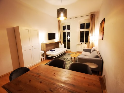 Rent 2 rooms apartment Berlin | Entire place | Berlin | Gemütlich Wohnung mit Balkon | Hominext