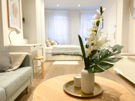 Rent 1 room apartment Neuss | Entire place | Neuss | *****Charmantes Studio im Herzen von Neuss***** | Hominext