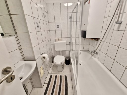 Miete 2 Zimmer Wohnung Wuppertal | Ganze Wohnung | Wuppertal | Bis 4 Pers. 0,3 km zur City von Wuppertal – neuwertige Wohnung | Hominext