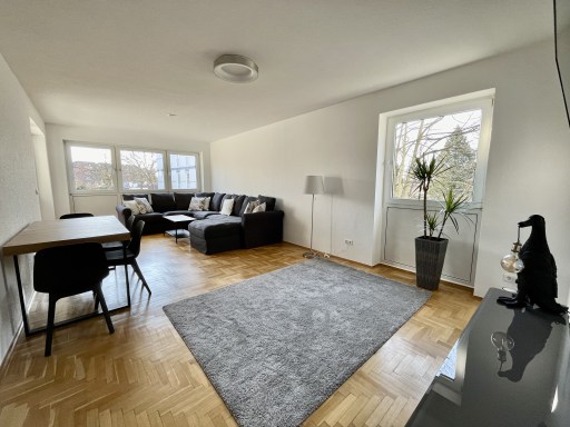 Miete 2 Zimmer Wohnung Köln | Ganze Wohnung | Köln | Lichtdurchflutete und frisch renovierte 3-Zimmer-Wohnung im Kölner Süden mit perfekter Anbindung | Hominext