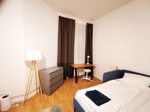 Rent 2 rooms apartment Berlin | Entire place | Berlin | Hausburg 2.OG li Balkon | Hominext