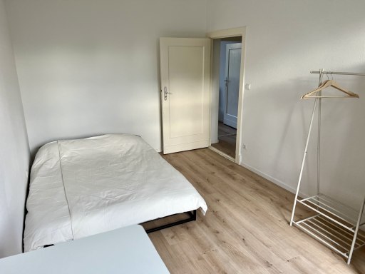 Miete 2 Zimmer Wohnung Berlin | Ganze Wohnung | Berlin | Ruhige, frisch renovierte 3-Zimmer-Wohnung am Tempelhofer Feld | Hominext