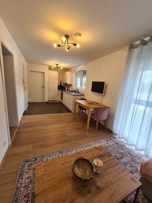 Miete 1 Zimmer Wohnung Stuttgart | Ganze Wohnung | Stuttgart | Vollständig möbliertes Apartment mit Service neben Patch Barracks | Hominext