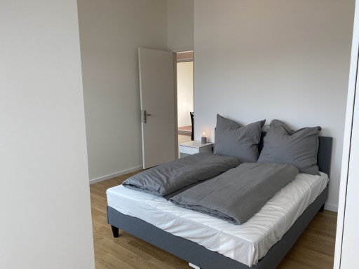 Rent 2 rooms apartment Berlin | Entire place | Berlin | Neues Dachgeschoss mit zwei Terassen in Neukölln | Hominext