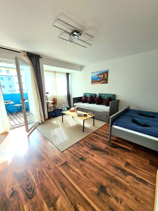 Rent 1 room apartment Düsseldorf | Entire place | Düsseldorf | Exklusive Designerwohnung mit Balkon in Derendorf | Hominext