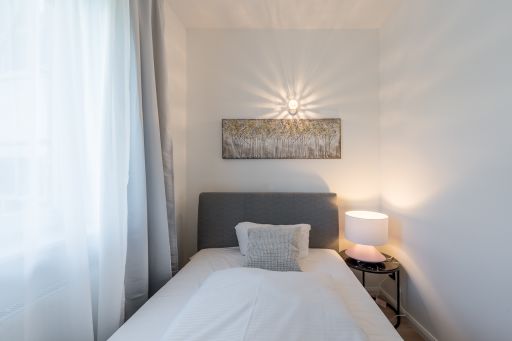 Rent 3 rooms apartment Berlin | Entire place | Berlin | Frisch Renovierte 3,5-Zimmer-Wohnung mit liebe Möbliert in Charlottenburg | Hominext