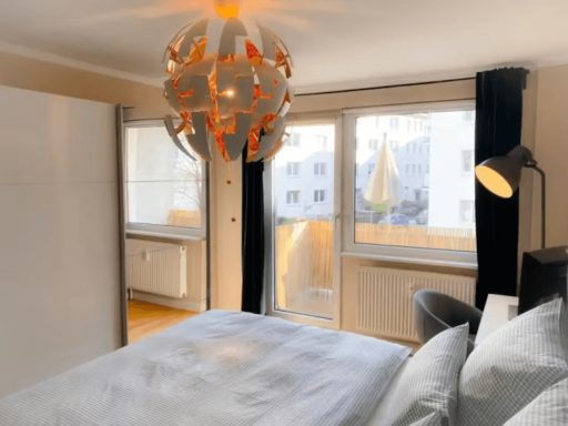 Rent 3 rooms apartment Frankfurt am Main | Entire place | Frankfurt am Main | Lovely 3 Bedroom apartment in Frankfurt | Hominext