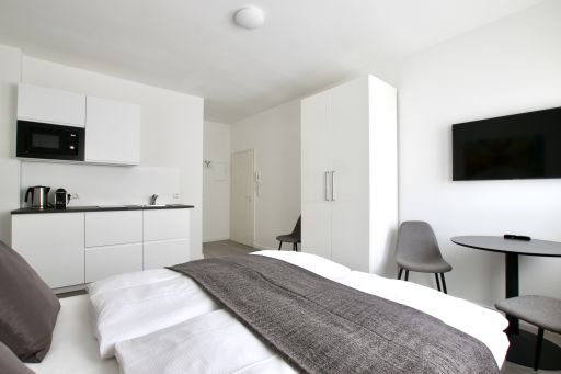 Miete 1 Zimmer Wohnung Köln | Ganze Wohnung | Köln | 1-Zimmer Apartment am Friesenplatz | Hominext