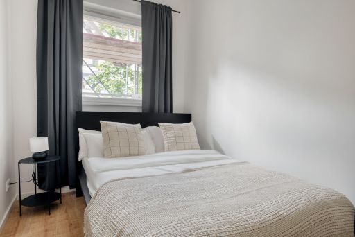 Miete 2 Zimmer Wohnung Berlin | Ganze Wohnung | Berlin | Großzügige drei Zimmer Wohnung, zentral gelegen in Charlottenburg | Hominext