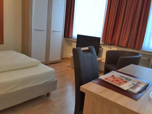 Miete 1 Zimmer Wohnung Düsseldorf | Ganze Wohnung | Düsseldorf | Studio im Düsseltal | Hominext