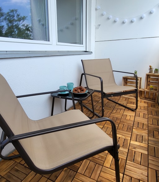 Rent 1 room apartment Augsburg | Entire place | Augsburg | Helles und freundlichesStudio mit Balkon und Blick ins Grüne,  zentrale Lage, top Anbindung | Hominext