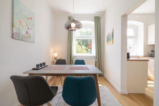 Rent 2 rooms apartment Berlin | Entire place | Berlin | Moderne, sanierte Altbauwohnung im Kaskelkiez nahe Ostkreuz & Friedrichshain | Hominext