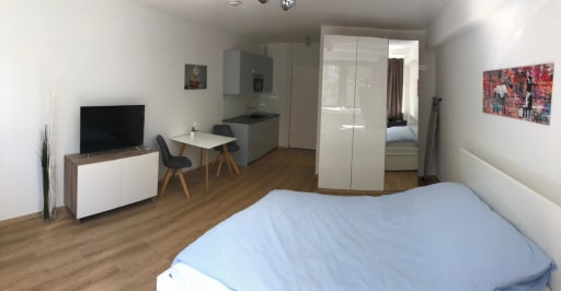 Miete 1 Zimmer Wohnung Köln | Ganze Wohnung | Köln | Modernes Studio-Apartement am Mediapark | Hominext