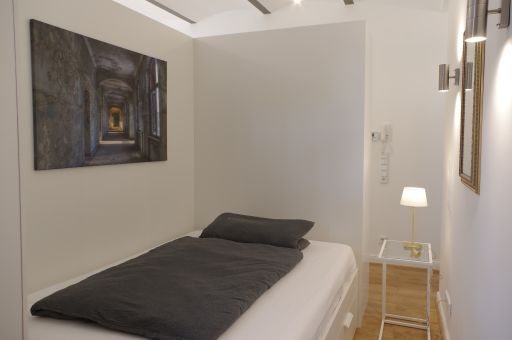 Miete 1 Zimmer Wohnung Kerpen | Ganze Wohnung | Kerpen | Studio mit elegantem Ambiente | Hominext