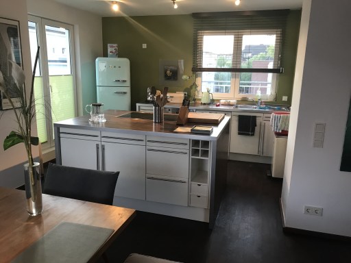 Miete 1 Zimmer Wohnung Köln | Ganze Wohnung | Köln | Luxuriöses 95 qm ruhiges Penthouse Appartement in der Kölner Innenstadt mit umlaufender 55 qm Terrasse am Park gelegen mit Domblick | Hominext