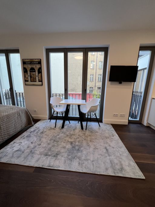 Rent 1 room apartment Berlin | Entire place | Berlin | GLINT * Luxus * Concierge * Gendarmenmarkt * Mall of Berlin * Friedrichstraße * Potsdamer Platz * wohnen wir im ADLON * | Hominext