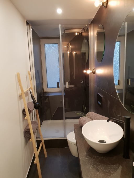 Rent 2 rooms apartment Düsseldorf | Entire place | Düsseldorf | Traum in Grün in zentraler Lage in Düsseldorf | Hominext