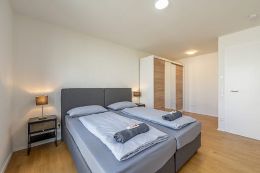 Rent 2 rooms apartment Holzgerlingen | Entire place | Holzgerlingen | EXQUIS 3-Zimmer Luxus Wohnung I Familien mit Haustier I Garten I Netflix I Homeoffice | Hominext