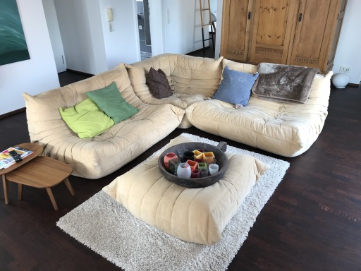 Miete 1 Zimmer Wohnung Köln | Ganze Wohnung | Köln | Luxuriöses 95 qm ruhiges Penthouse Appartement in der Kölner Innenstadt mit umlaufender 55 qm Terrasse am Park gelegen mit Domblick | Hominext