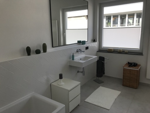 Rent 1 room apartment Düsseldorf | Entire place | Düsseldorf | Top zentral in Düsseldorf, Kernsaniert, Top ausgestattet mit großem Südbalkon | Hominext