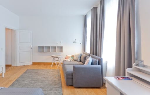 Rent 2 rooms apartment Marburg | Entire place | Marburg | Lichtdurchflutetes Apartment | Hominext