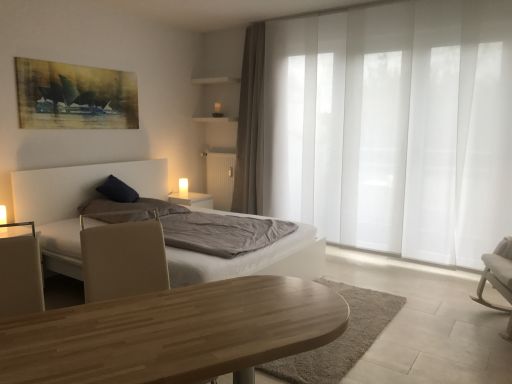 Rent 1 room apartment Düsseldorf | Entire place | Düsseldorf | Ruhig, gemütliche und helle Wohnung mit Balkon zur Gartenseite in Hofgartennähe | Hominext