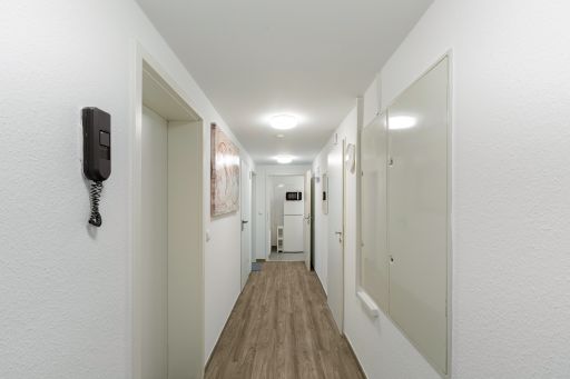 Rent 3 rooms apartment Köln | Entire place | Köln | Großzügige Wohnung mit drei Studioräumen | Hominext