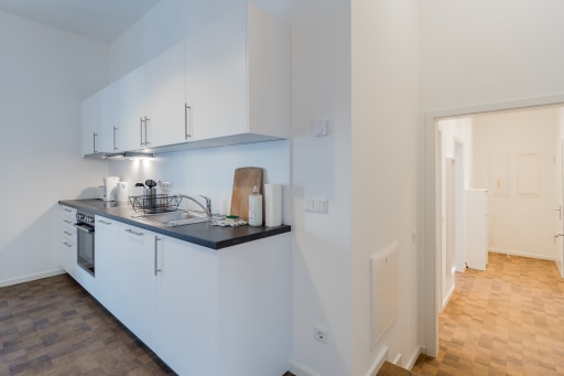 Rent 1 room apartment Berlin | Entire place | Berlin | Tolle 2 Zimmer Wohnung mit Balkon direkt am Hermannplatz | Hominext