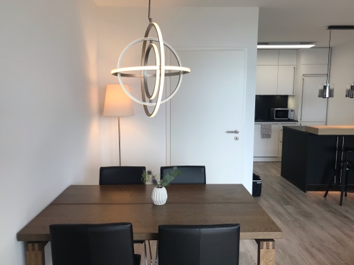 Rent 1 room apartment Köln | Entire place | Köln | Top sanierte Wohnung über den Dächern von Köln Junkersdorf | Hominext