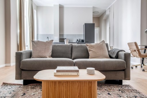 Rent 1 room apartment Berlin | Entire place | Berlin | Stilvolle großzügig geschnittene 2 Zimmer Wohnung in zentraler Lage direkt beim Viktoriapark | Hominext