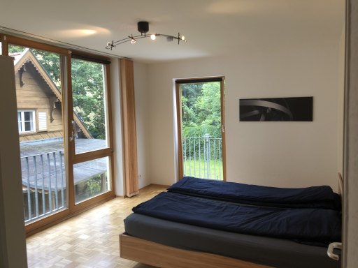 Miete 3 Zimmer Wohnung Berlin | Ganze Wohnung | Berlin | Modernes Apartment mit 2 Balkonen und 3 Schlafzimmern in Pankow - direkt am Brosepark, 20 Minuten mit der Tram nach Berlin-Mitte | Hominext