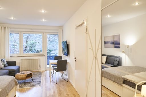 Rent 1 room apartment Stuttgart | Entire place | Stuttgart | Neues charmantes 1-Zimmer Businessapartment in Stuttgart-Mitte mit Balkon | Hominext