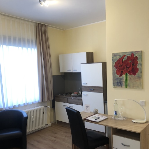 Rent 1 room apartment Düsseldorf | Entire place | Düsseldorf | Apartment mit VRR Ticket auf der Harleßstrasse | Hominext