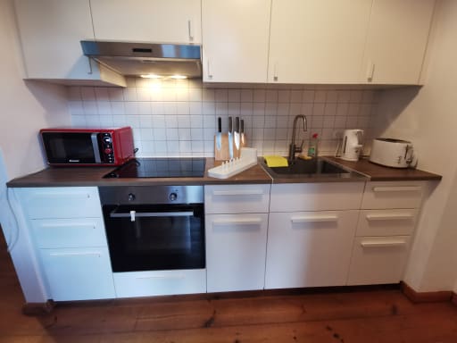 Rent 1 room apartment Berlin | Entire place | Berlin | Toplage: 1 Zimmer Apartment (voll möbliert) in einer ruhigen Sackgasse | Hominext