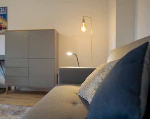 Rent 2 rooms apartment Essen | Entire place | Essen | Wohlfühlen in Essen Rüttenscheid: Elegantes Apartment am Bredeneyer Tor | Hominext