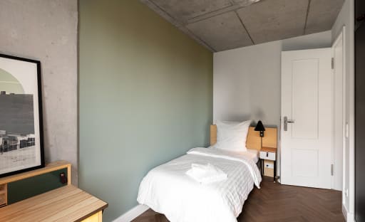 Rent 2 rooms apartment Berlin | Entire place | Berlin | 64 m² Serviced Apartment in Mitte-Wedding | Hominext