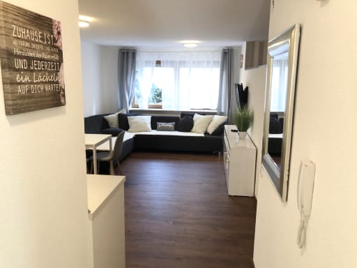 Rent 1 room apartment Sachsenheim | Entire place | Sachsenheim | Ruhige, modern möblierte Einliegerwohnung mit Bahnanschluss